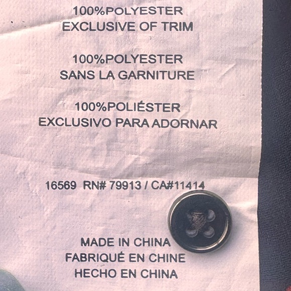 A Pea In The Pod Sheer Floral Button Down Maternity Blouse Size L - Picture 14 of 15